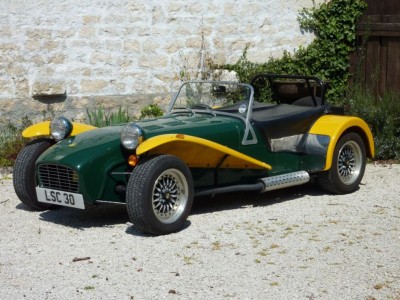 Caterham Seven 1985.jpg and 